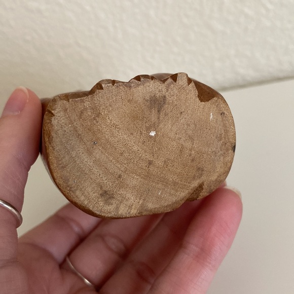 Carved Wooden Cat Sculpture - Picture 5 of 7